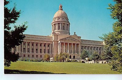 Vintage Postcard of The State Capitol in Frankfort, KY $10.00