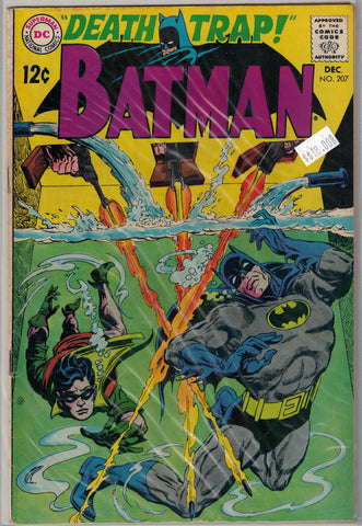 Batman Issue # 207 DC Comics $18.00